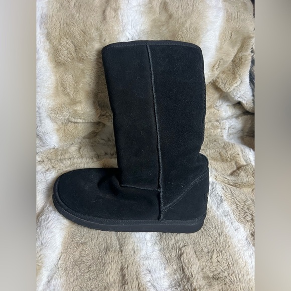 UGG Black Suede Classic 5815 Boots, W6 - Picture 3 of 10
